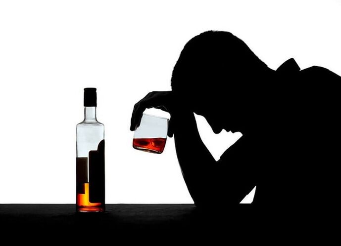 How a person with alcohol addiction can help quit drinking