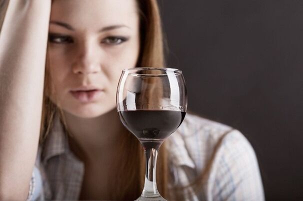 How does a woman stop drinking after drinking