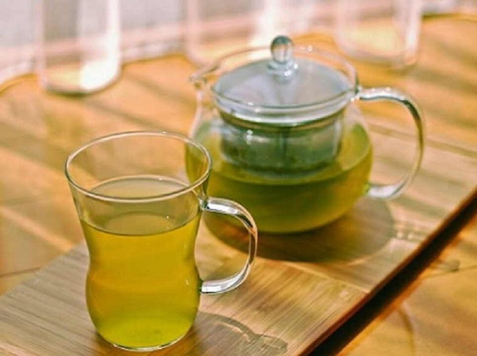 Wormwood soup helps women quit drinking